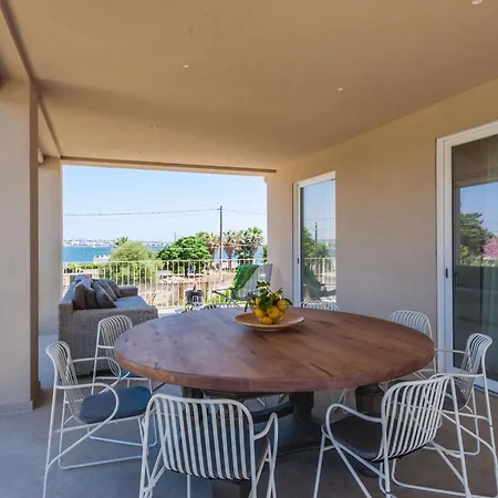 Villa 5e Charme-sea And Ortigia View-whirlpool Roof Terrace *