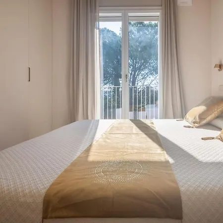 Villa 5e Charme-sea And Ortigia View-whirlpool Roof Terrace