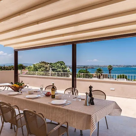 Willa 5e Charme-sea And Ortigia View-whirlpool Roof Terrace Syrakuzy